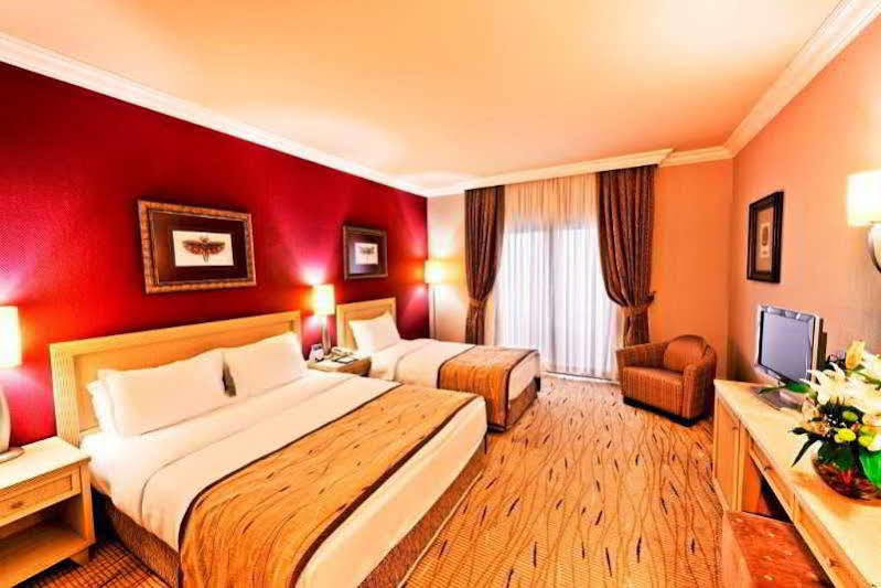Mercure Cyprus Casino Hotels & Wellness Resort Agios Epiktitos Exterior photo